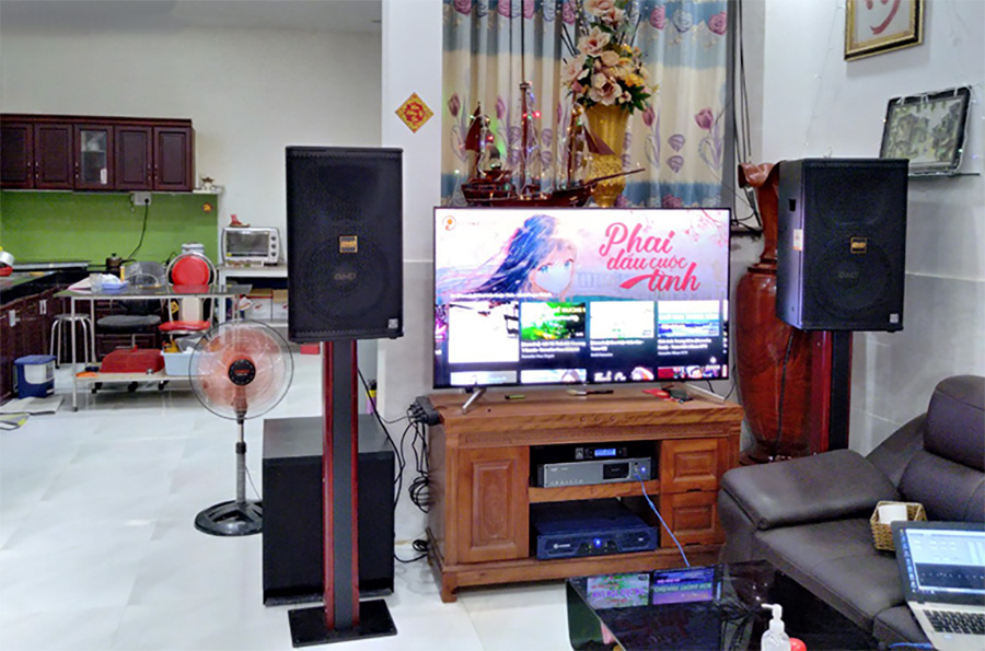 Loa karaoke BMB CSS 1212SE Ảnh Thật