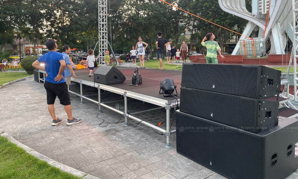 Loa aray lắp đặt tại phố đi bộ phan châu trinh vfun audio