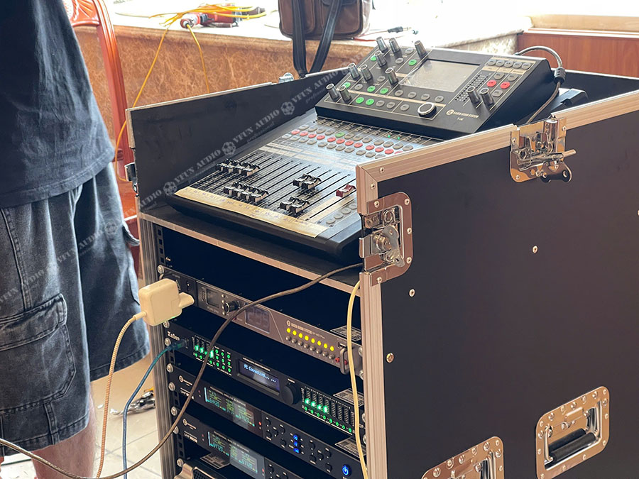 Tủ Rack 16U Có Ngăn Để Mixer Ảnh Thật
